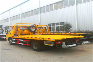 舟山附近拖车救援搭电